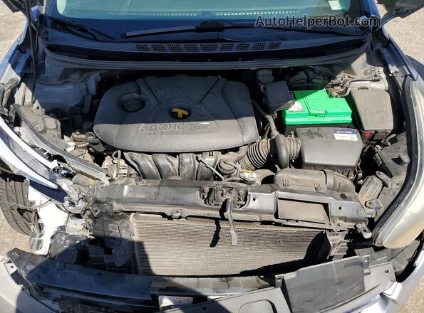 5NPDH4AE9GH676651 2016 HYUNDAI ELANTRA Silver 