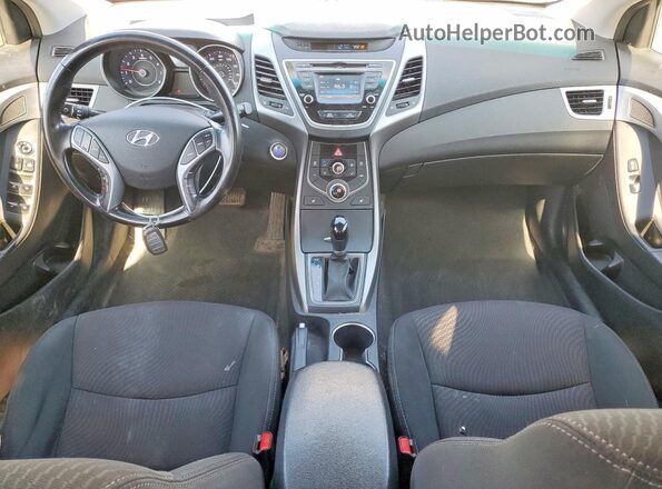 5NPDH4AEXGH795325 2016 HYUNDAI ELANTRA Silver Dashboard view