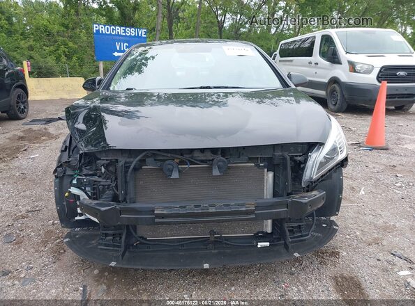 5NPE24AF0HH480257 2017 HYUNDAI SONATA Черный Вид задней части салона