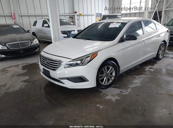 5NPE24AF0HH496099 2017 HYUNDAI SONATA White Առջևի ձախ երեք քառորդ տեսարան
