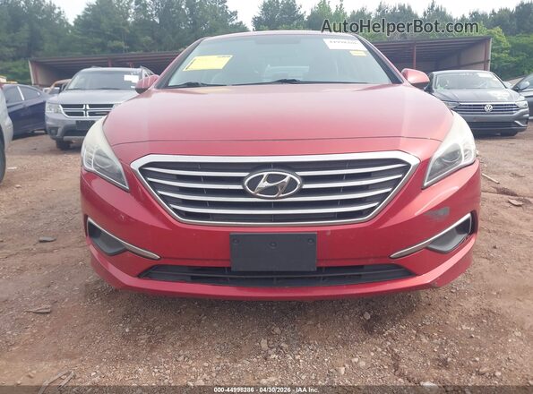 5NPE24AF0HH515301 2017 HYUNDAI SONATA Red Widok zestawu wskaźników