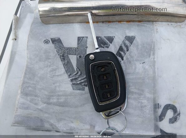 5NPE24AF0HH532096 2017 HYUNDAI SONATA Black Առջևի վահանակի տեսք