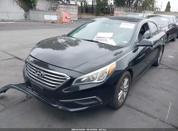 5NPE24AF0HH572887 2017 HYUNDAI SONATA Black Przód lewy