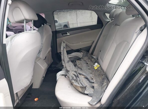 5NPE24AF0HH572887 2017 HYUNDAI SONATA Black 