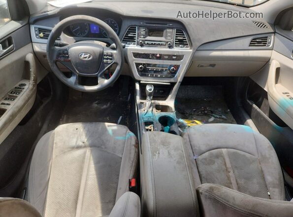 5NPE24AF0HH586627 2017 HYUNDAI SONATA White Вид панелі приладів