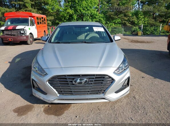 5NPE24AF0KH758923 2019 HYUNDAI SONATA Silver ხელსაწყოთა პანელის ხედი