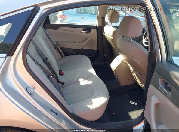 5NPE24AF1JH685642 2018 HYUNDAI SONATA Silver 