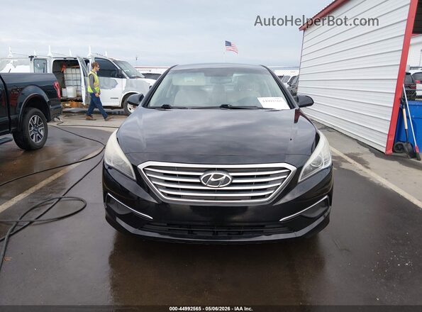 5NPE24AF2HH490837 2017 HYUNDAI SONATA Black Widok zestawu wskaźników