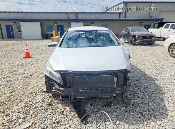 5NPE24AF3GH323563 2016 HYUNDAI SONATA White Front view