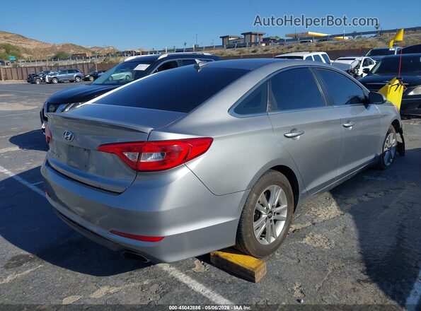 5NPE24AF3HH580689 2017 HYUNDAI SONATA Silver Rear right