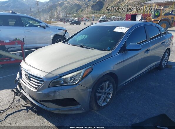 5NPE24AF3HH580689 2017 HYUNDAI SONATA Silver Front left