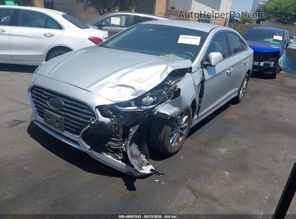 5NPE24AF3JH677686 2018 HYUNDAI SONATA Серебряный Передняя левая четверть