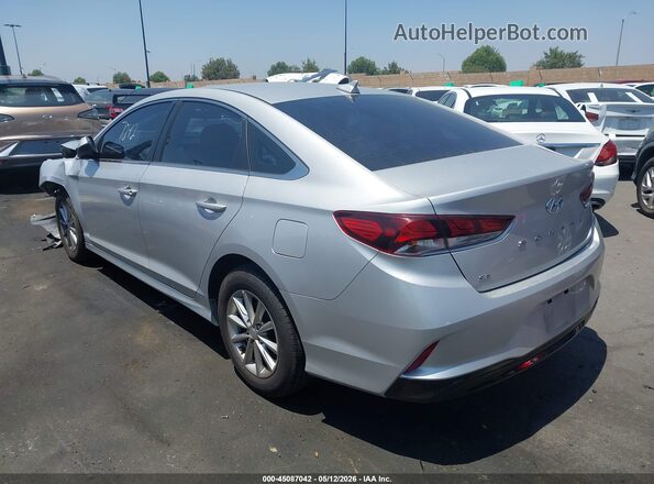 5NPE24AF3JH677686 2018 HYUNDAI SONATA Серебряный Панорамный вид салона 360°