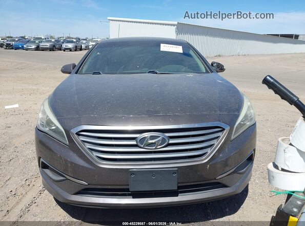 5NPE24AF4HH463347 2017 HYUNDAI SONATA Gray Front view