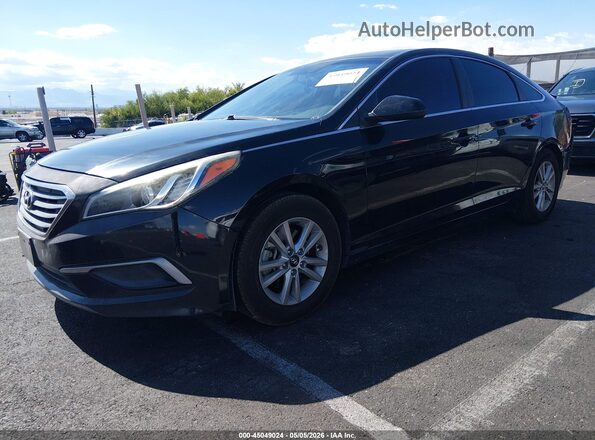 5NPE24AF4HH531520 2017 HYUNDAI SONATA Black წინა მარცხენა ხედი სამი მეოთხედიდან