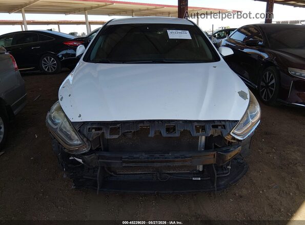 5NPE24AF5JH703396 2018 HYUNDAI SONATA White Front view