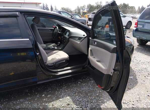 5NPE24AF6GH268994 2016 HYUNDAI SONATA Black Front interior view