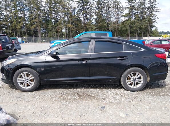 5NPE24AF6GH268994 2016 HYUNDAI SONATA Black Rear interior view