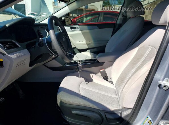 5NPE24AF6HH471420 2017 HYUNDAI SONATA Silver 