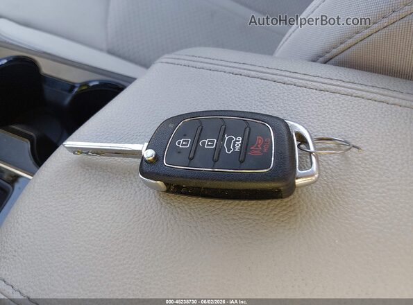5NPE24AF6HH496804 2017 HYUNDAI SONATA Gray Vista del salpicadero