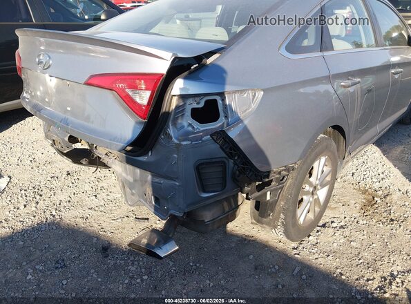 5NPE24AF6HH496804 2017 HYUNDAI SONATA Gray Vista interior trasera