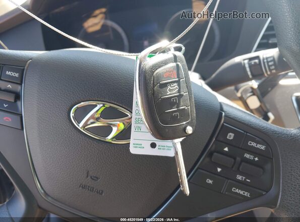 5NPE24AF7GH280619 2016 HYUNDAI SONATA Blue Dashboard view