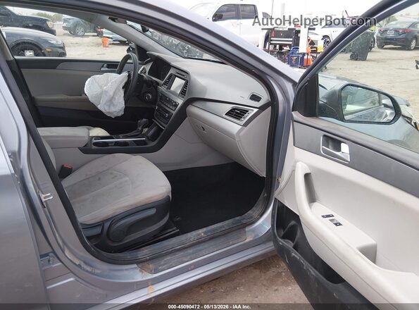 5NPE24AF7GH381045 2016 HYUNDAI SONATA Silver წინა სალონის ხედი
