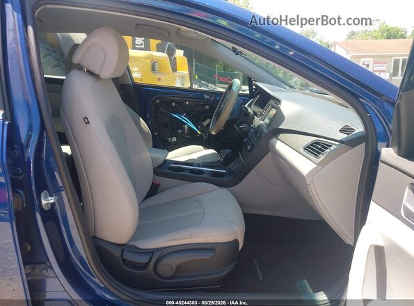 5NPE24AF7HH506319 2017 HYUNDAI SONATA Blue 