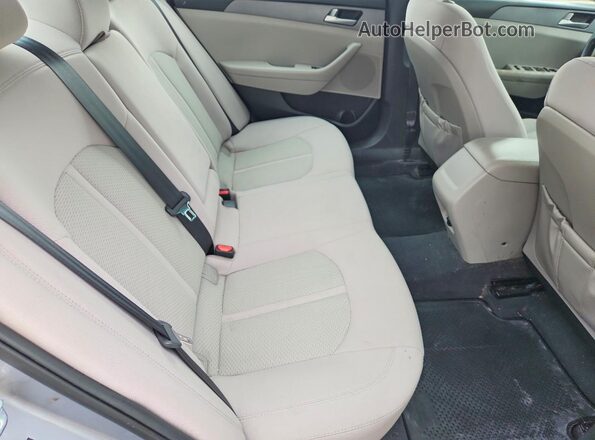 5NPE24AF7HH552264 2017 HYUNDAI SONATA Silver 