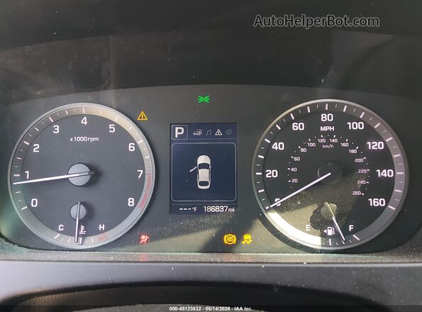 5NPE24AF8HH526062 2017 HYUNDAI SONATA Silver Vista de los asientos traseros