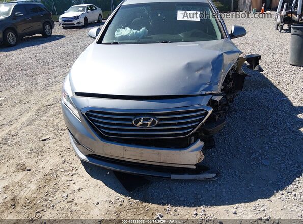 5NPE24AF8HH526062 2017 HYUNDAI SONATA Silver Vista del cuadro de instrumentos