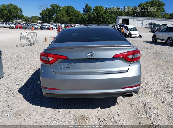 5NPE24AF8HH526062 2017 HYUNDAI SONATA Silver 