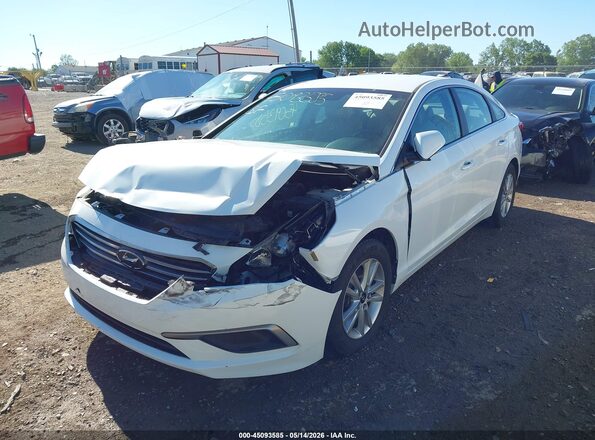 5NPE24AF8HH561104 2017 HYUNDAI SONATA White Vista frontal