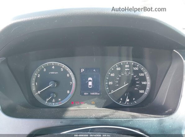 5NPE24AF8HH561104 2017 HYUNDAI SONATA White Vista de los asientos traseros