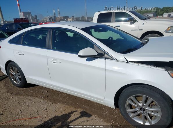 5NPE24AF8HH561104 2017 HYUNDAI SONATA White Vista interior trasera
