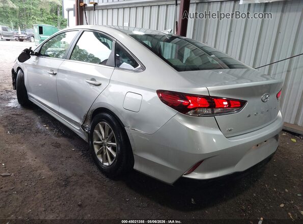 5NPE24AF8JH615264 2018 HYUNDAI SONATA Silver Trasero izquierdo