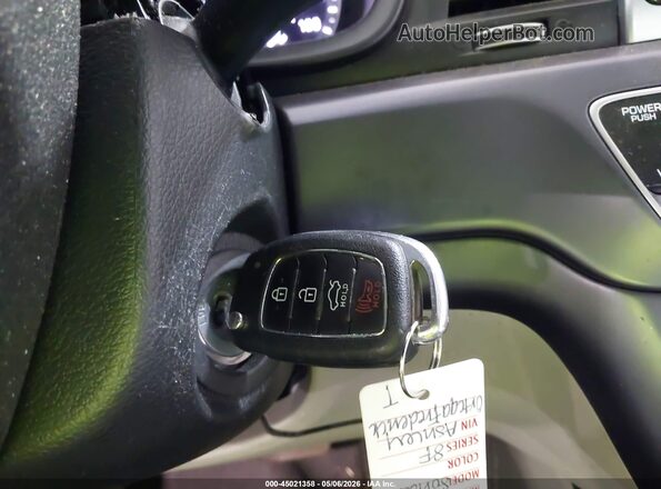 5NPE24AF8JH615264 2018 HYUNDAI SONATA Silver Vista del salpicadero