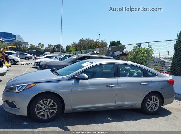 5NPE24AF9HH579031 2017 HYUNDAI SONATA Silver 