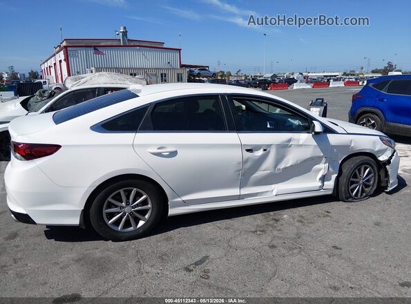 5NPE24AF9JH716698 2018 HYUNDAI SONATA Белый Вид задней части салона