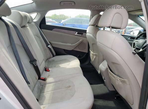 5NPE24AFXGH268352 2016 HYUNDAI SONATA Серебряный Вид задних сидений