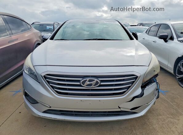 5NPE24AFXGH268352 2016 HYUNDAI SONATA Серебряный Вид спереди