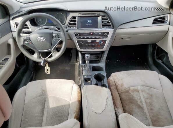 5NPE24AFXGH268352 2016 HYUNDAI SONATA Серебряный Вид панели приборов
