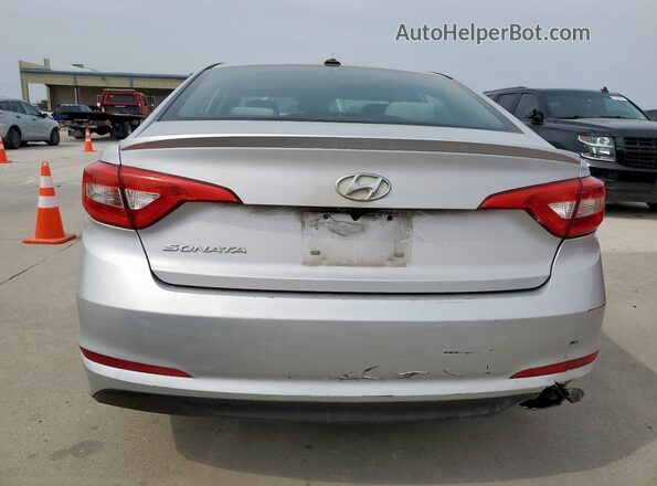 5NPE24AFXGH268352 2016 HYUNDAI SONATA Серебряный Вид сзади