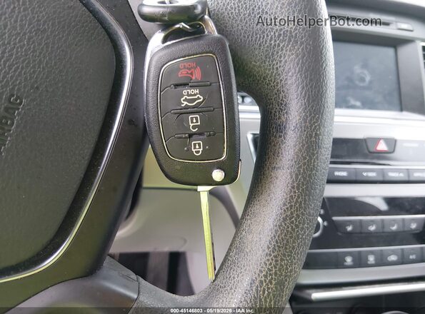 5NPE24AFXGH361971 2016 HYUNDAI SONATA White Dashboard view