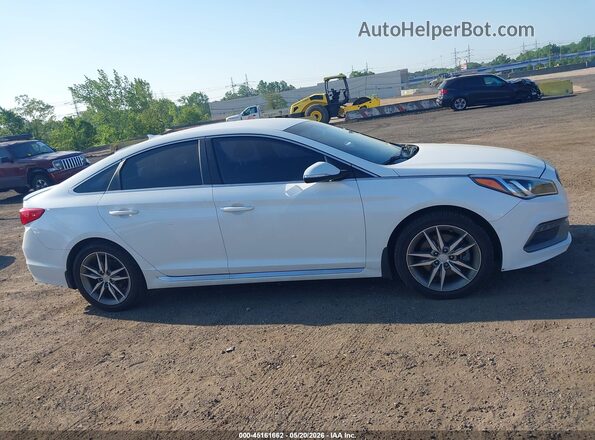 5NPE34AB2HH465575 2017 HYUNDAI SONATA White Vista interior trasera