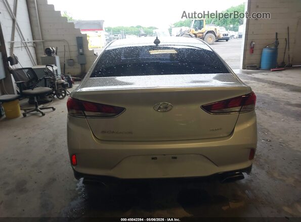 5NPE34AF0JH606491 2018 HYUNDAI SONATA Серебряный 
