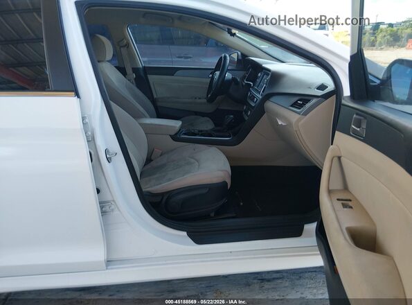 5NPE34AF0JH651883 2018 HYUNDAI SONATA White წინა სალონის ხედი