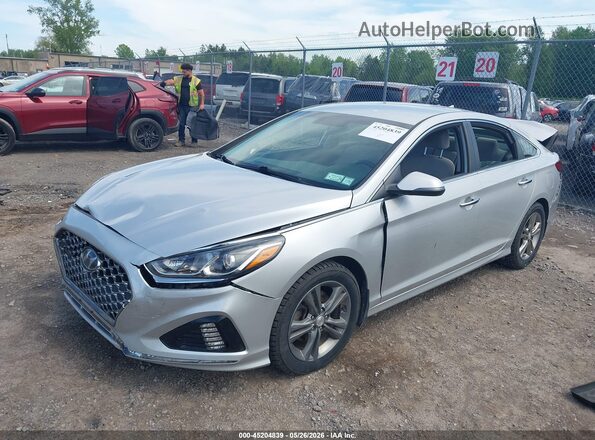 5NPE34AF0KH804568 2019 HYUNDAI SONATA Silver Առջևի ձախ երեք քառորդ տեսարան