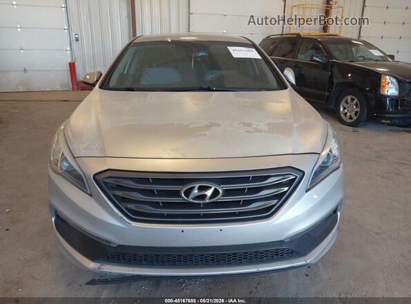 5NPE34AF2HH498952 2017 HYUNDAI SONATA Silver Առջևի վահանակի տեսք