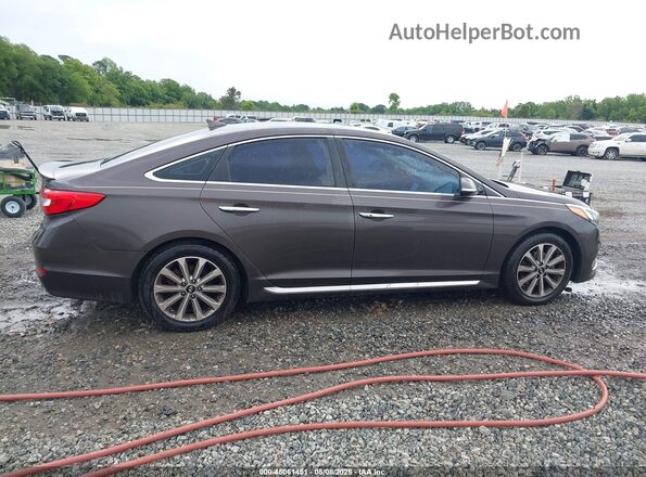 5NPE34AF2HH558728 2017 HYUNDAI SONATA Brown Սալոնի հետևի տեսք
